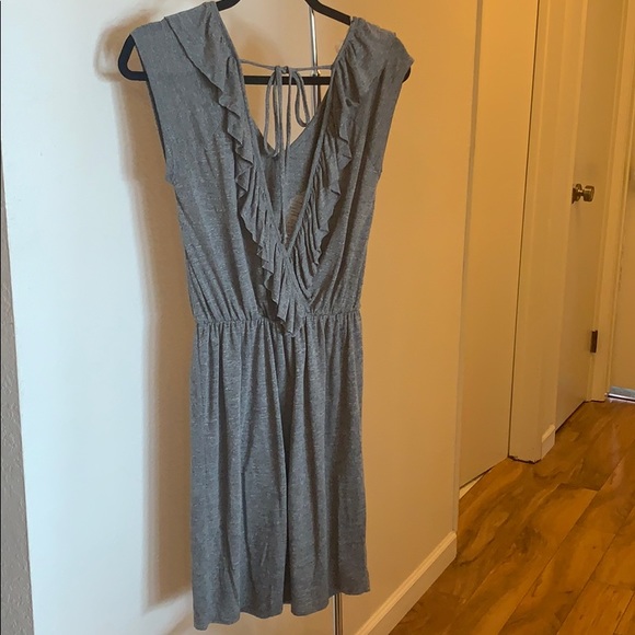 Open back Ruffle dress - Picture 2 of 3